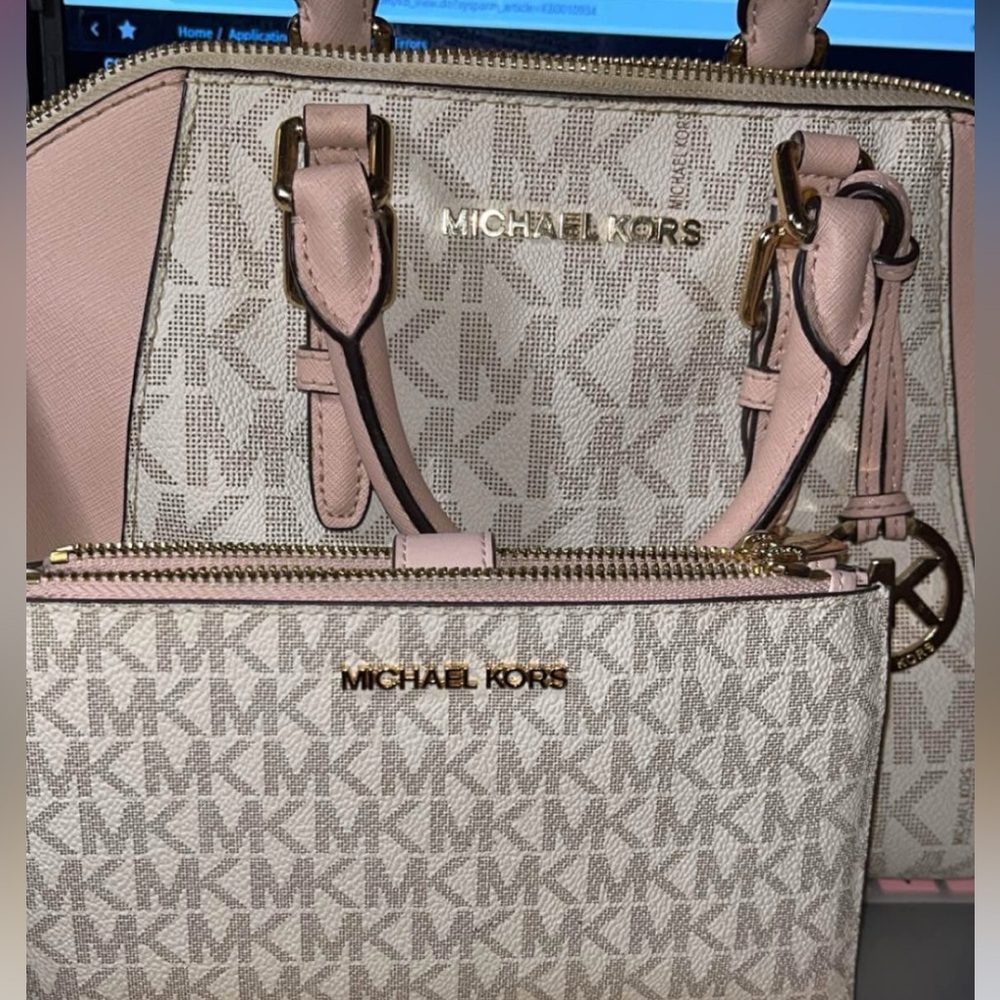 MK matching purse and wallet